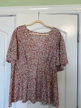 SHEIN Pink Floral V-Neck Flutter Sleeve Blouse